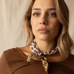 Apaches Small Foulard Dupitta Léopard - Macadamia