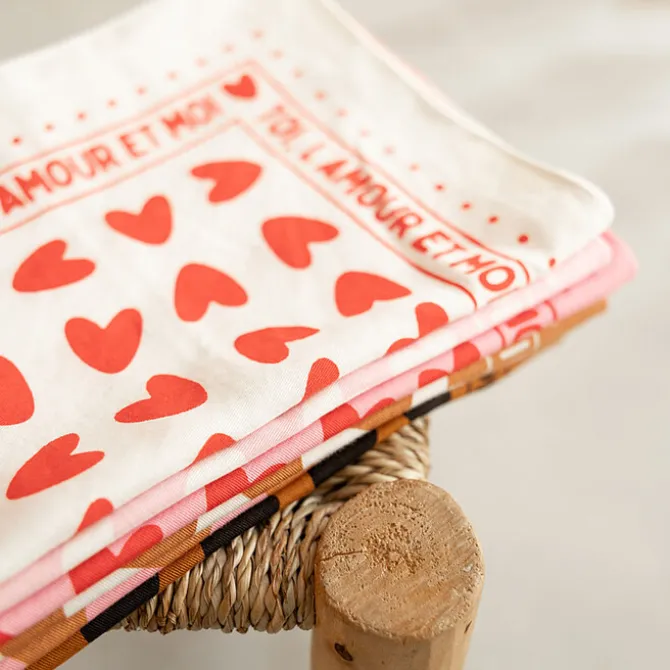 Atelier Wagram Foulard Adulte - Rose Coeurs Rouges