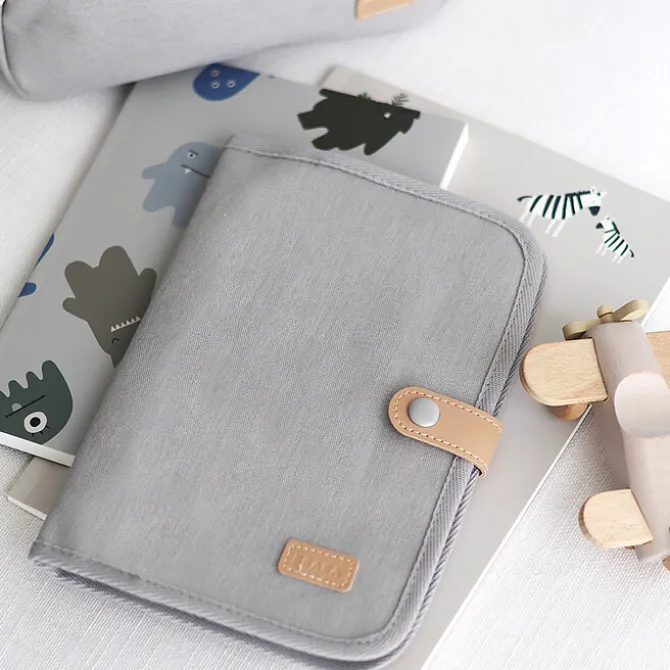 BÉABA Protège-carnet de Santé - Pearl Grey