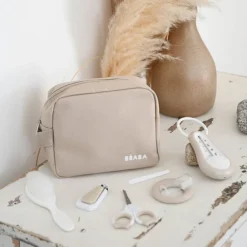 BÉABA Trousse de Toilette Nomade 7 Accessoires - Clay Earth