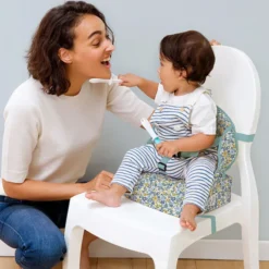 BabyToLove Rehausseur Easy Up pour Chaise - Flowers