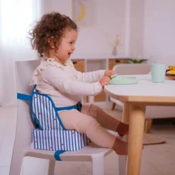 BabyToLove Rehausseur Easy Up pour Chaise - Navy Love