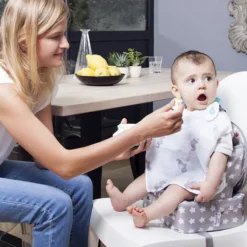 BabyToLove Rehausseur Easy Up pour Chaise - White Stars