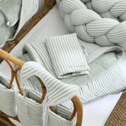 BB&Co Protège-carnet de Santé - Rayé Vert de Gris