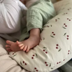 Candide Coussin de Maternité et d'Allaitement Coton - Cerises