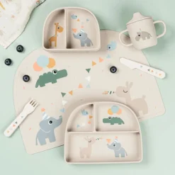Done by Deer Assiette Stick & Stay Compartimentée - Celebration Sable