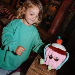 Hello Hossy Peluche Cherry Cake