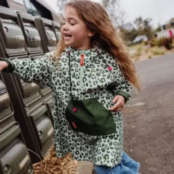 Hello Hossy Poncho de Pluie Green Leopard - 2/3 Ans