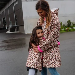 Hello Hossy Poncho de Pluie Léopard #6 - Maman
