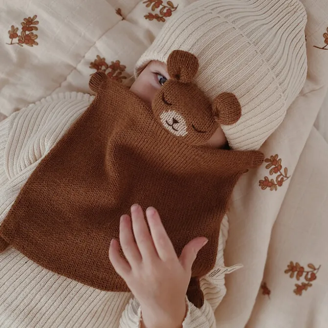 Main Sauvage Doudou Plat Tricoté Ourson
