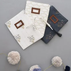 Maison Charlotte Protège-carnet de Santé - Madeleine Multicolore