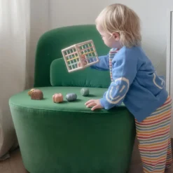 mushie Boîte à Formes avec Elastiques