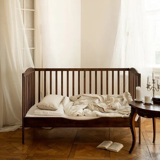 Nina Bien Lit Bébé Evolutif World of One Abuela Noyer - 140 x 70 cm