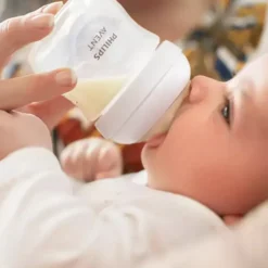 Philips Avent Coffret Cadeau Nouveau-Né Natural Response - 125 260 et 330 ml