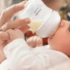 Philips Avent Lot de 2 Tétines Natural Response 4 Trous - Débit Rapide