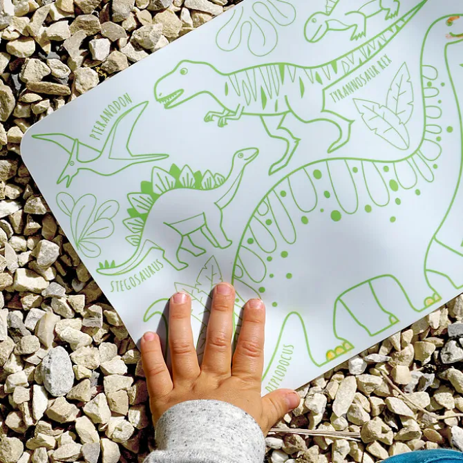 Super Petit Mini Set de Table à Colorier et ses 4 feutres - Les Dinosaures