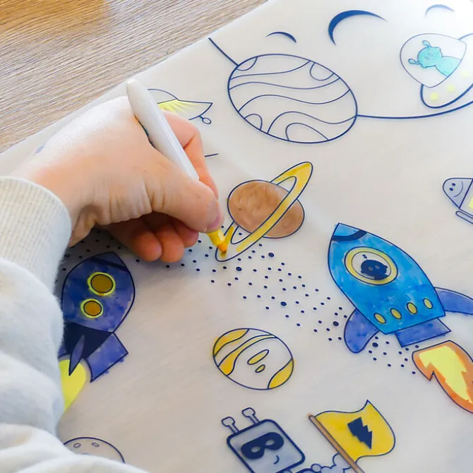 Super Petit Set de Table à Colorier et ses 5 feutres - Dans l'espace