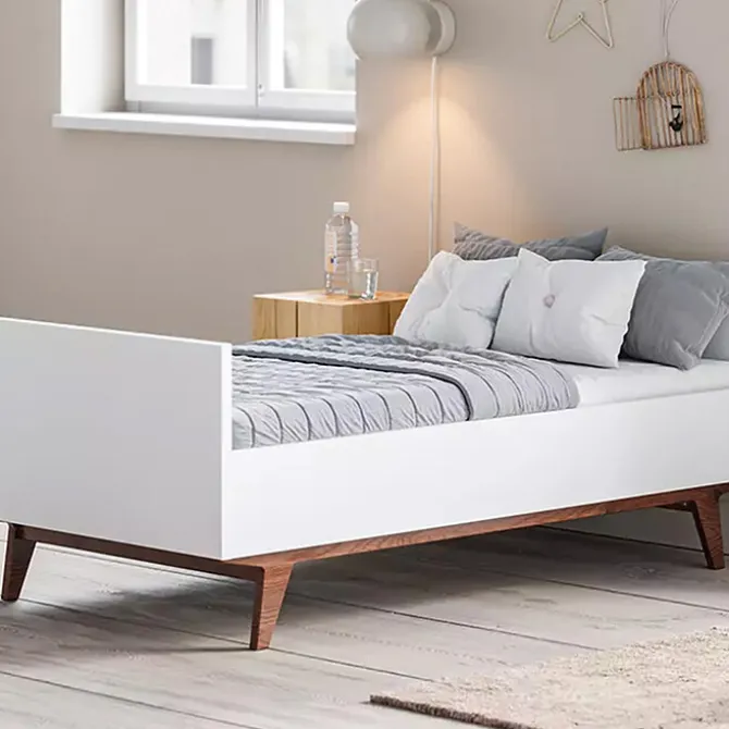 Vox Meubles Lit Bébé Evolutif Mid II Blanc et Noyer - 70 x 140 cm