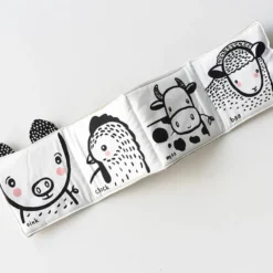 Wee Gallery Livre en Tissu - Animaux de la Ferme