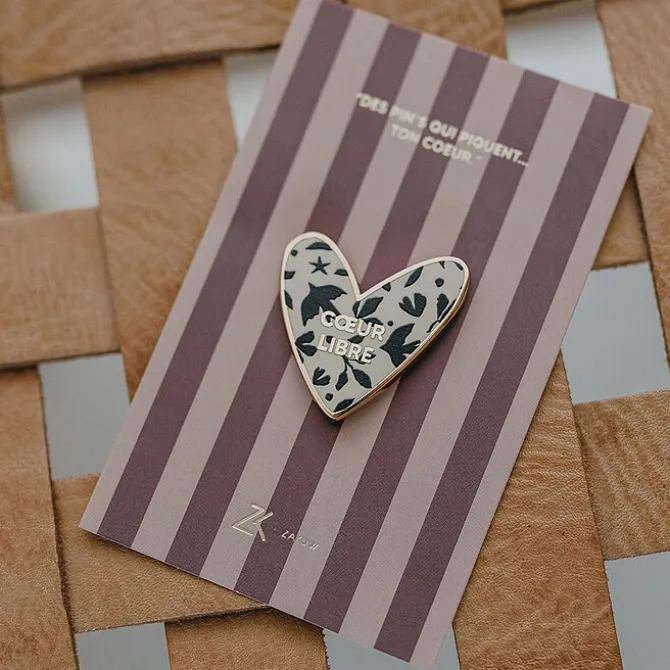 Zakuw Pin's Coeur - Libre