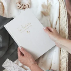 Zü Livre Souvenirs Ton Histoire Tes 10 Premières Années - Grège